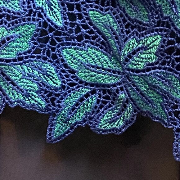 Jenn On Off Shoulder Garden Embroidered Lace Ruffle Cropped Blouse Top L 42 - Picture 9 of 12